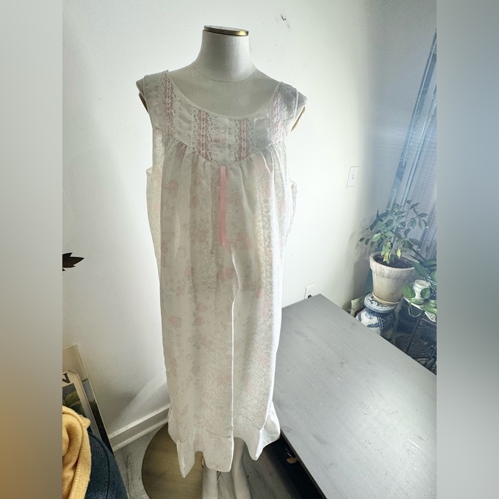 Vintage Nightgown Women’s Pajama Floral Sleep Dress